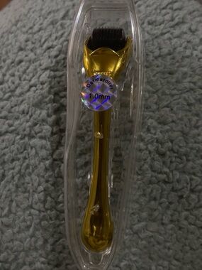 Gold Derma Roller – 1.0mm